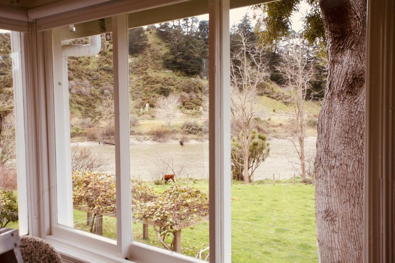 The Signal Box Hotell Whanganui Eksteriør bilde